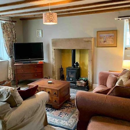 Millstone Cottage - Cosy Peak District Cottage Taddington Buitenkant foto